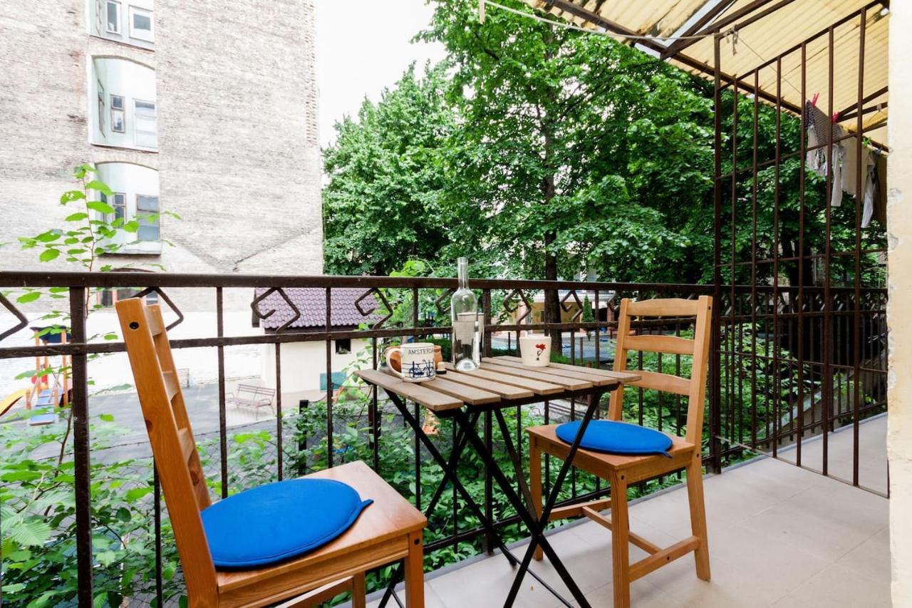 Heroes Square & City Park Thermals Appartement *